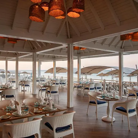 Rezort Papillon Belvil Village 5*